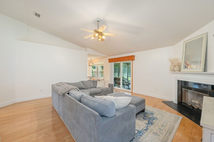 Building Photo - 4406 Southminster Cir