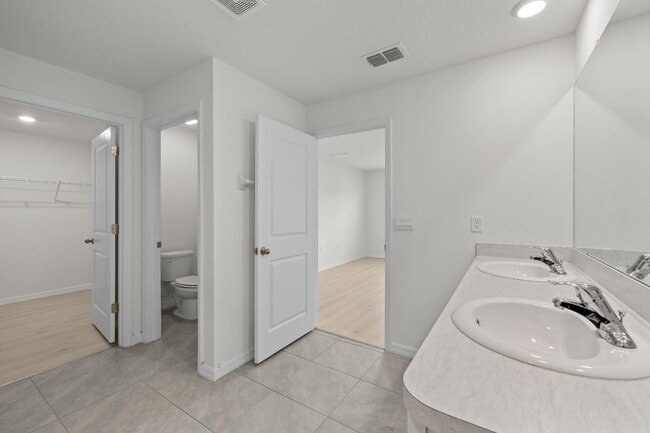 Building Photo - Recently Updated One Story - 4BR For Rent