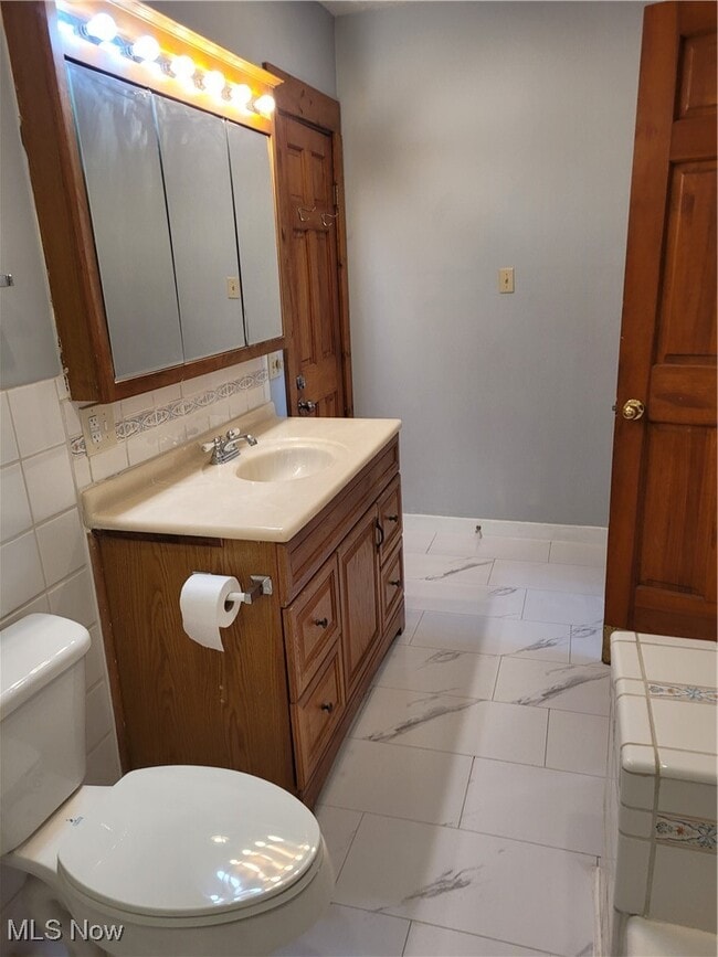 Building Photo - 4007 E 54th St