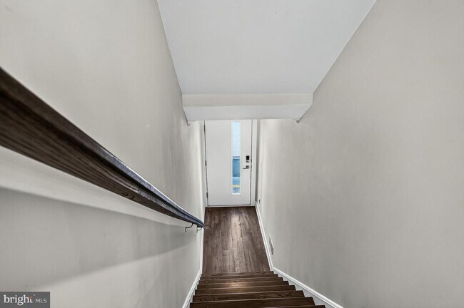 Building Photo - 1013 S Taylor Ct