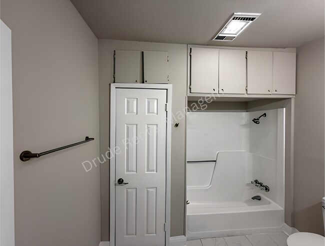 Building Photo - Remodel and Charming Home