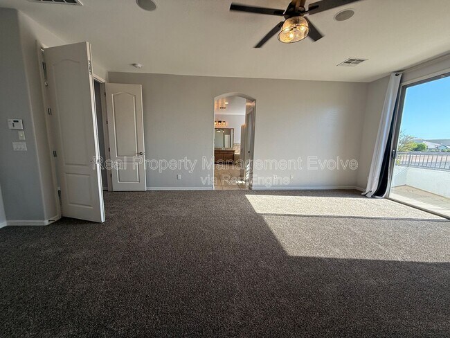 Building Photo - 4287 S Kimberlee Dr