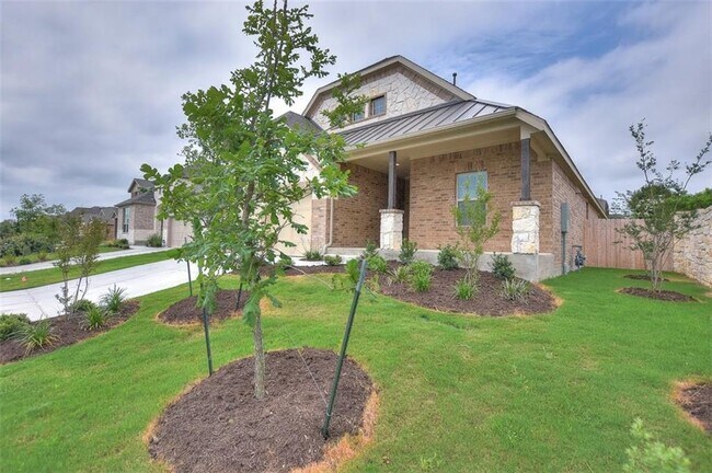 Building Photo - 2005 Southcreek Dr
