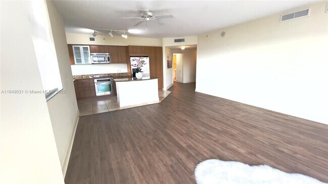 Building Photo - 510 NW 84th Ave