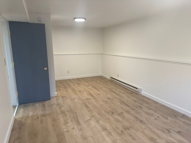 Building Photo - FULLY GUTTED & RENOVATED 5-Bedroom Home in...