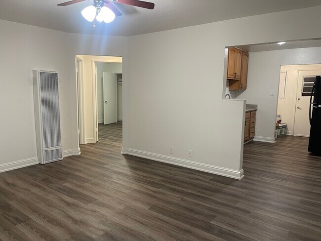 Building Photo - 753 Bartlett Ave