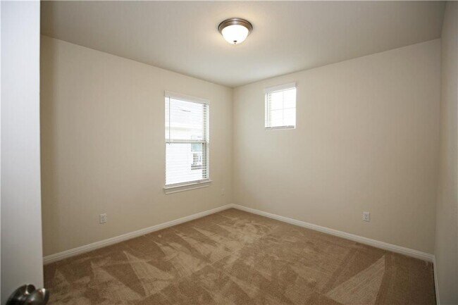 Building Photo - 15912 Cessida St