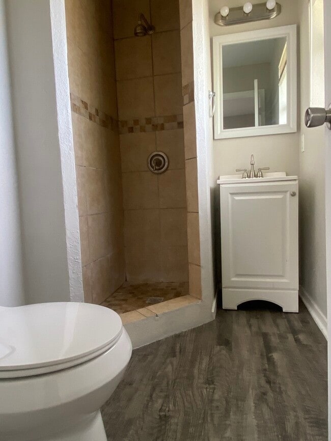 Building Photo - 3531 Softcloud Dr. Dallas, TX 75241