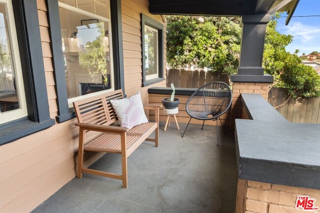 Building Photo - 2217 Marathon St