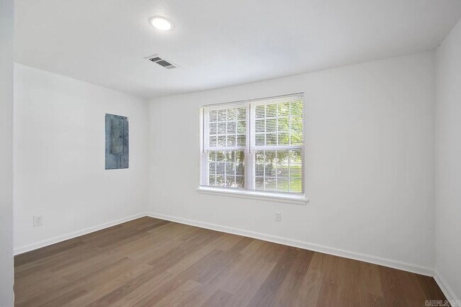 Building Photo - 3BR/1BA Home for Rent in Jacksonville, AR!