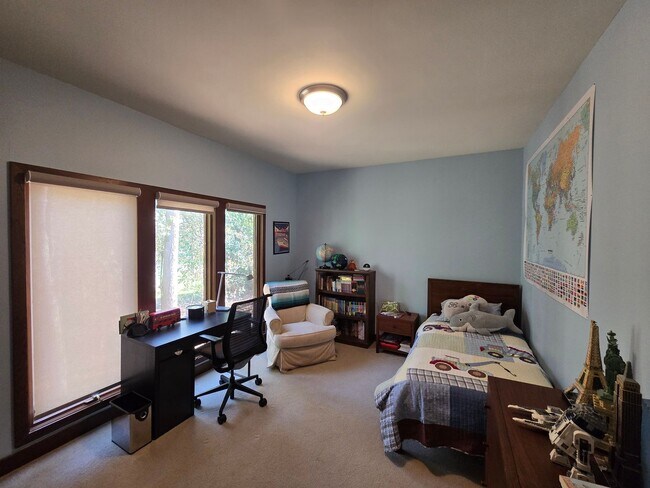 Building Photo - Classic Chapel Hill Charm in The Oaks – Timeless One-Level Living