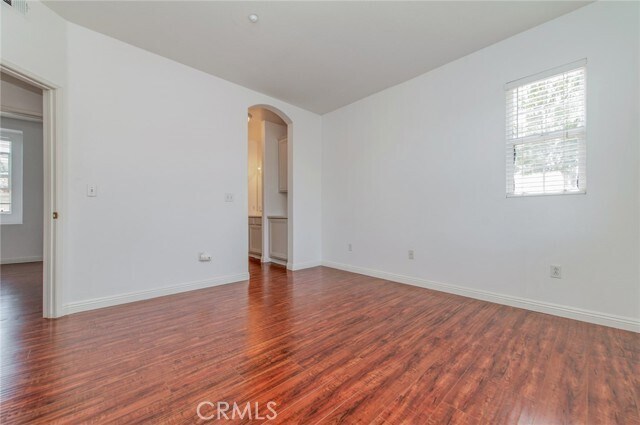 Building Photo - 216 Timberwood