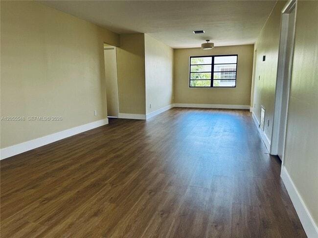 Building Photo - 19360 SW 103rd Ct