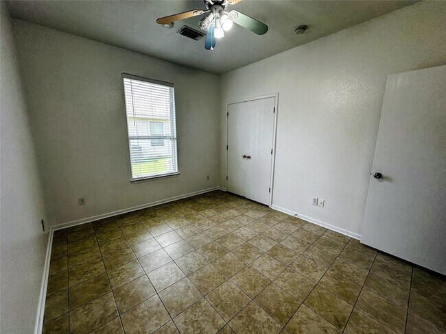 Building Photo - 7722 Prairie Fire Ln