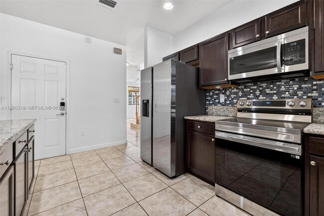 Building Photo - 11561 SW 232nd Ln