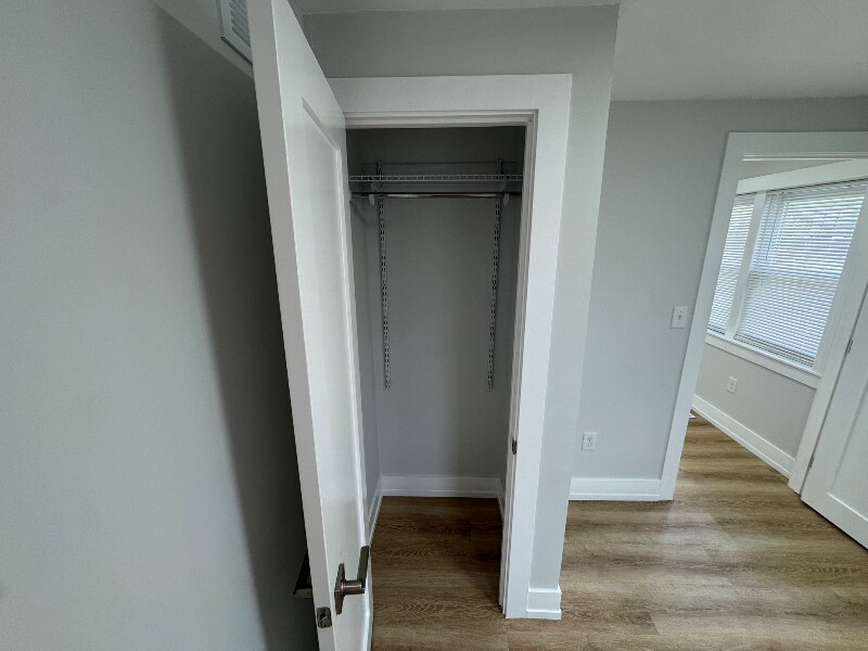 Building Photo - 413 State St