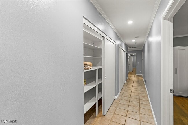 Building Photo - 1765 Belcastro St