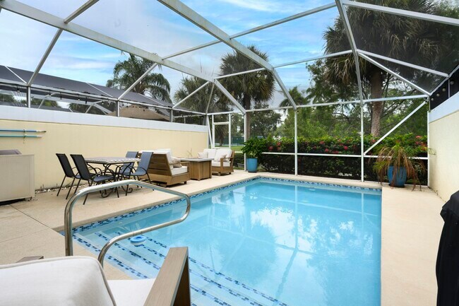 Building Photo - 435 Capistrano Dr
