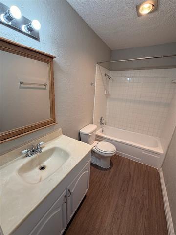 Building Photo - 200 Pebblebrook St