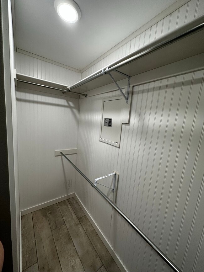 Building Photo - 68 Brierwood Cir