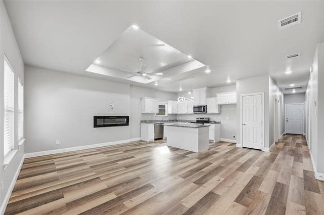 Building Photo - 813 Oneal St