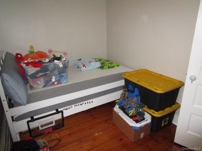 Building Photo - 114 NY-284