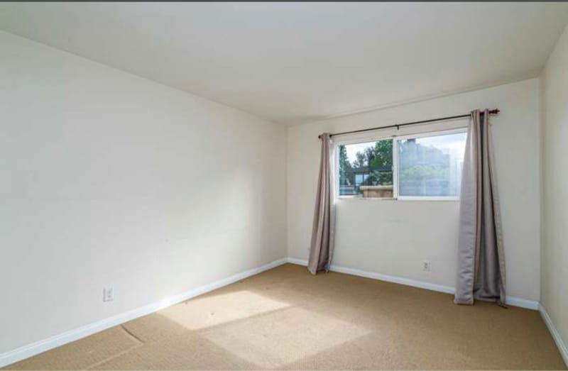 Building Photo - 1280 W Main St