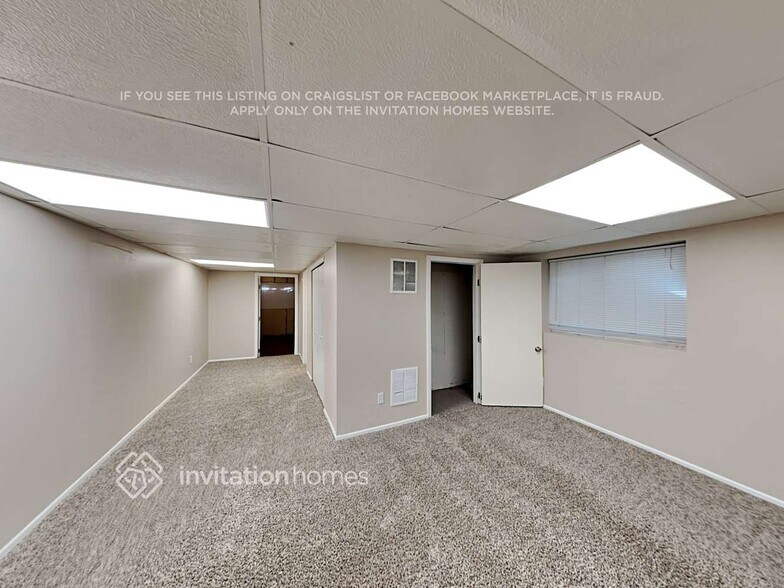 Building Photo - 17866 E Ada Dr