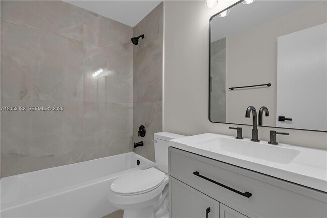 Building Photo - 11061 NW 38th Pl