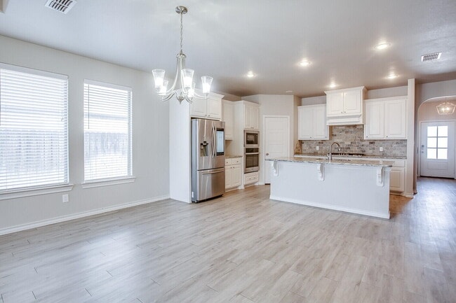 Building Photo - 2328 104th St