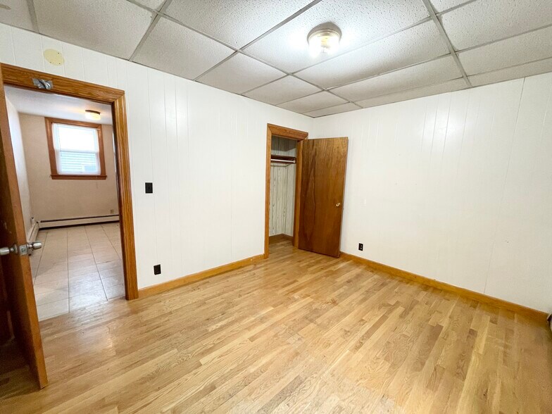 Building Photo - 6 Oswald St