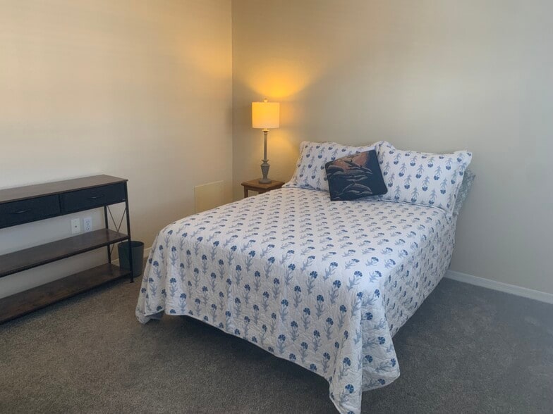Bedroom #2 - 6100 Gulfport Blvd S