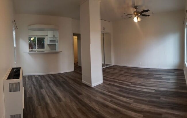 Building Photo - Gorgeous Studio in North Park! $500 HOLIDAY SPECIAL