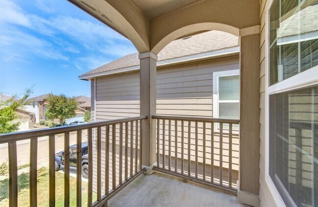 Building Photo - 18227 Amalfi Coast Dr