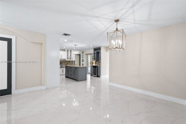 Building Photo - 13611 SW 77th Ln