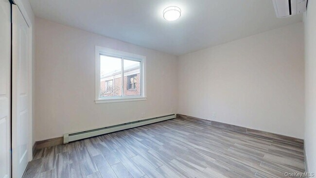 Building Photo - 24-40 86th Street Unit 2F