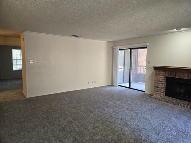 Building Photo - Two bedroom two bath gated Community Condos off Medical Drive close to I 10 & Babcock.