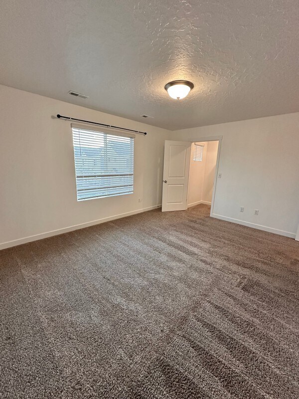 Building Photo - 44 N Voyager Ln