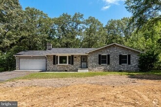 Building Photo - 6350 Port Tobacco Rd