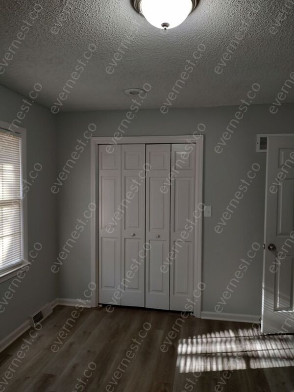 Building Photo - 2836 S Ann Ave