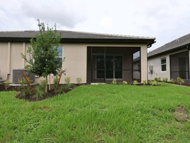 Building Photo - Lakewood Ranch Brand New Villa 2 bedroom with flex space (Office/ 3rd Bedroom)