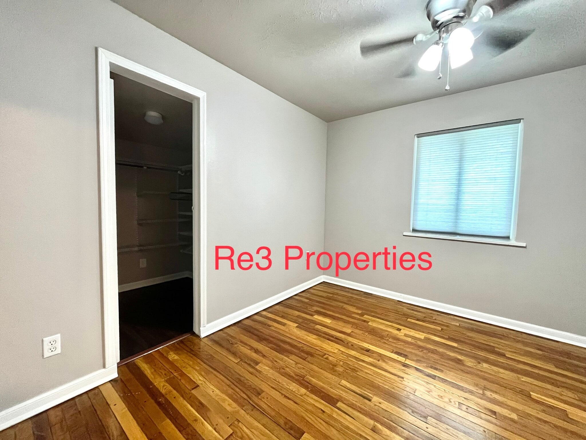 BR2 - 1409 W Church St