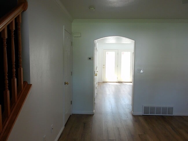 Building Photo - 119 Penhurst Pl