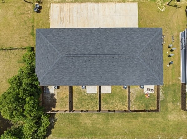 Building Photo - 34 Pine St