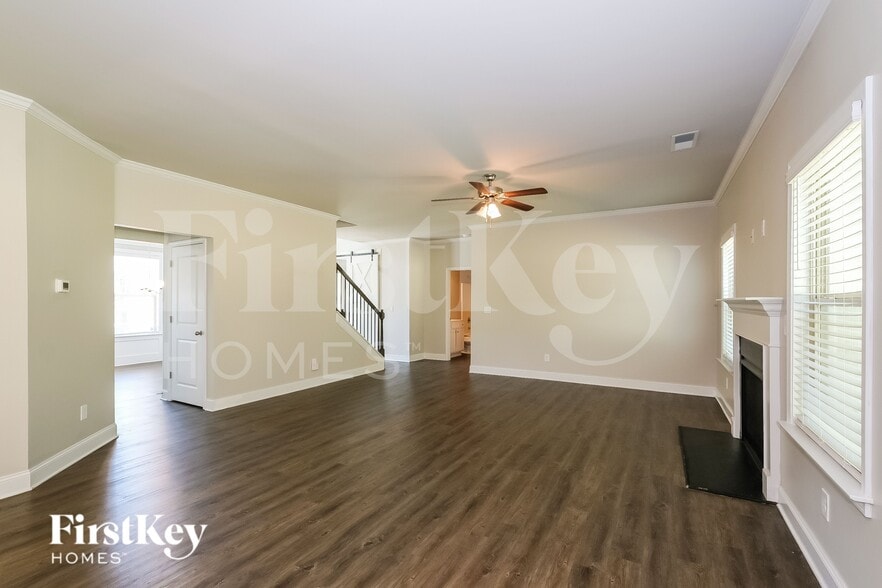 Building Photo - 325 Stonecreek Pkwy