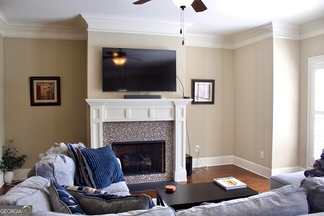 Building Photo - 2559 Willow Fld Xing