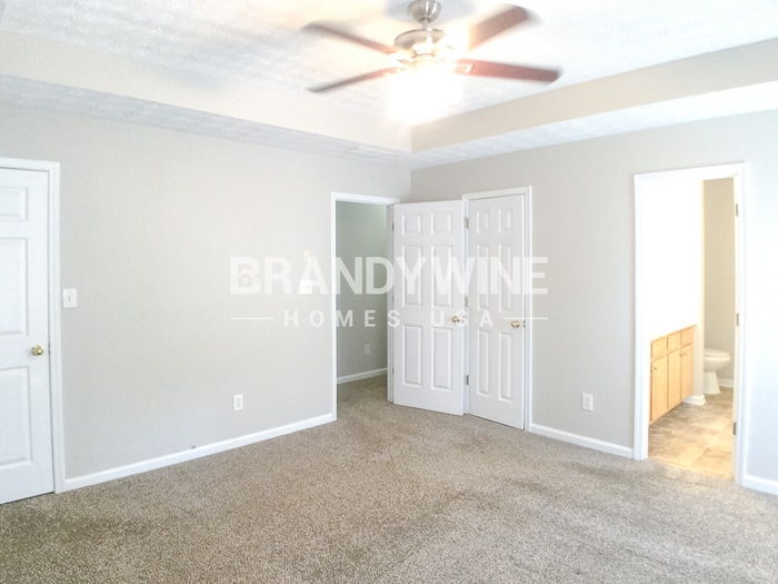 Building Photo - 1026 Miss Amber Way