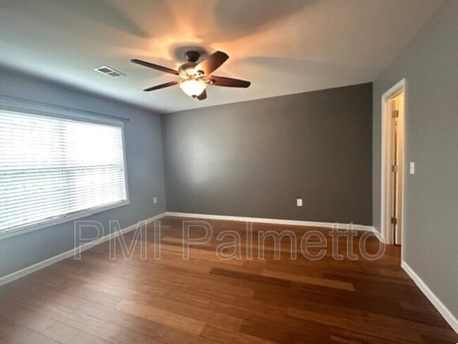 Building Photo - 348 Woodmill Cir