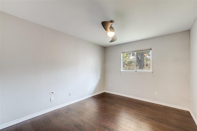 Building Photo - 1821 E Cedar Elm Dr