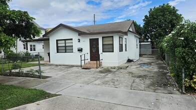 Building Photo - 421 Ardmore Rd